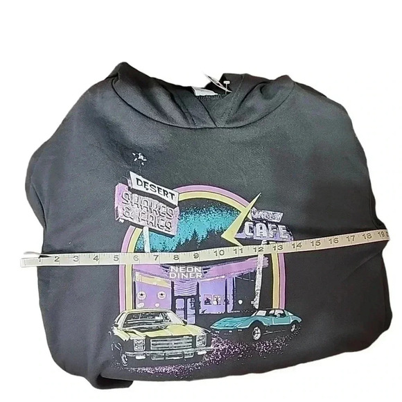 DESERT Shakes & Fries Cropped Fleece Hoodie. Nwt size small - Picture 4 of 10